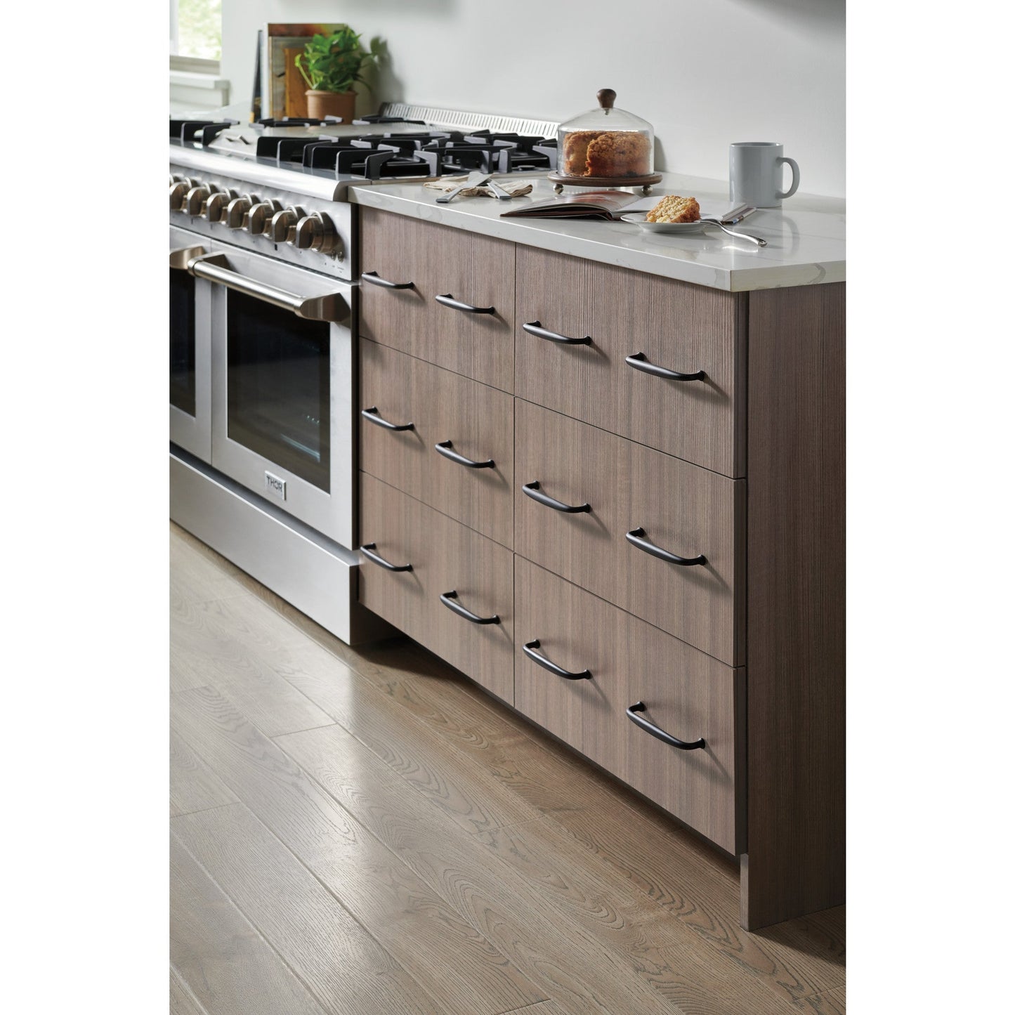 Dakota Charlotte Appliance Pull